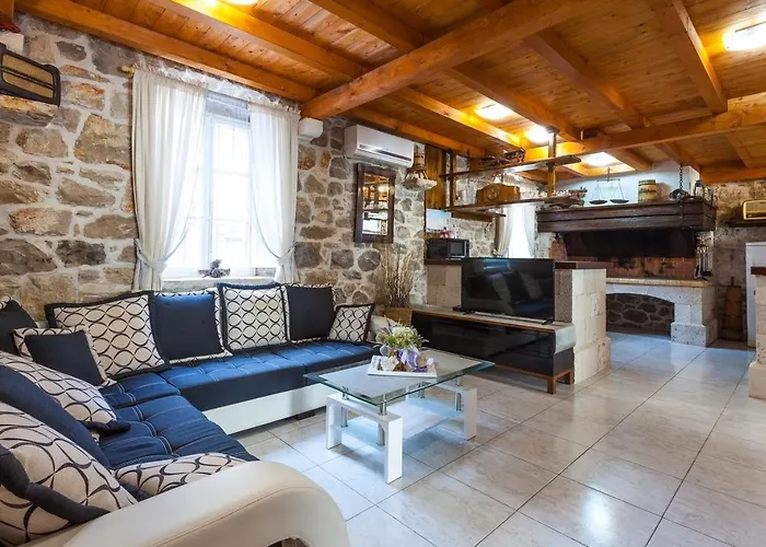 Family Friendly House With A Swimming Pool Orebic, Peljesac - 20612 * 奥瑞比克