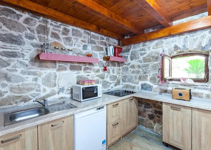 Family Friendly House With A Swimming Pool Orebic, Peljesac - 20612 奥瑞比克