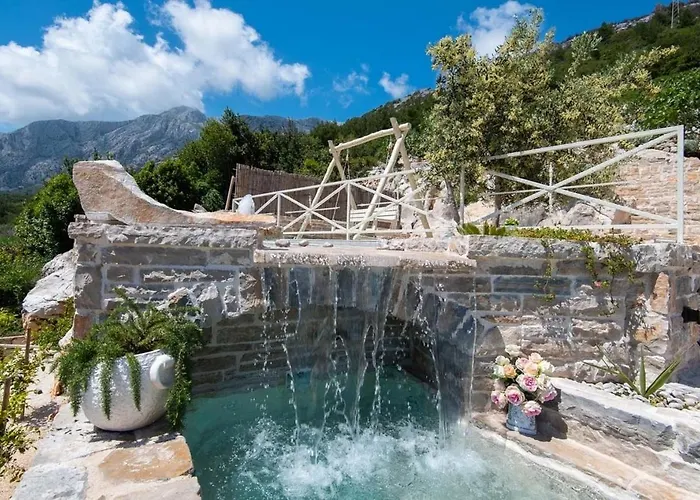 Family Friendly House With A Swimming Pool Orebic, Peljesac - 20612 度假居