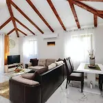 Family Friendly House With A Swimming Pool Orebic, Peljesac - 20612 Nyaraló *