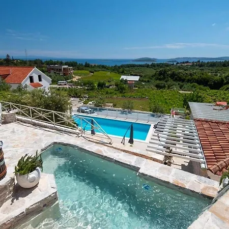Сasa de vacaciones Family Friendly House With A Swimming Pool Orebic, Peljesac - 20612 Orebić