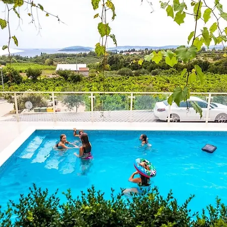 Сasa de vacaciones Family Friendly House With A Swimming Pool Orebic, Peljesac - 20612 *