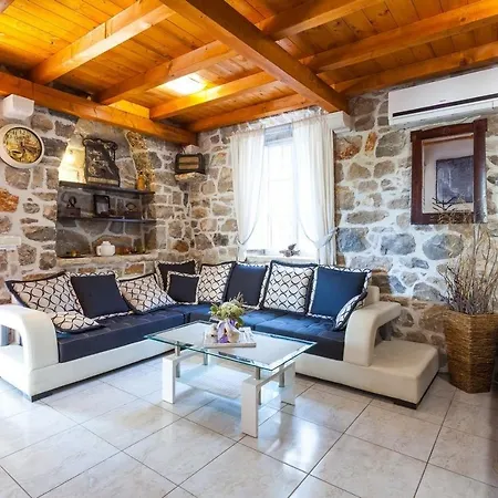 Family Friendly House With A Swimming Pool Orebic, Peljesac - 20612 * Orebic