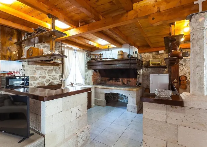 Family Friendly House With A Swimming Pool Orebic, Peljesac - 20612 * オレビック