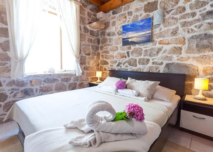 別荘 Family Friendly House With A Swimming Pool Orebic, Peljesac - 20612 *